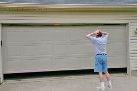 Don't let your Middle Tennessee garage door frustrate you. We offer same-day services for your garage doors and garage door openers.